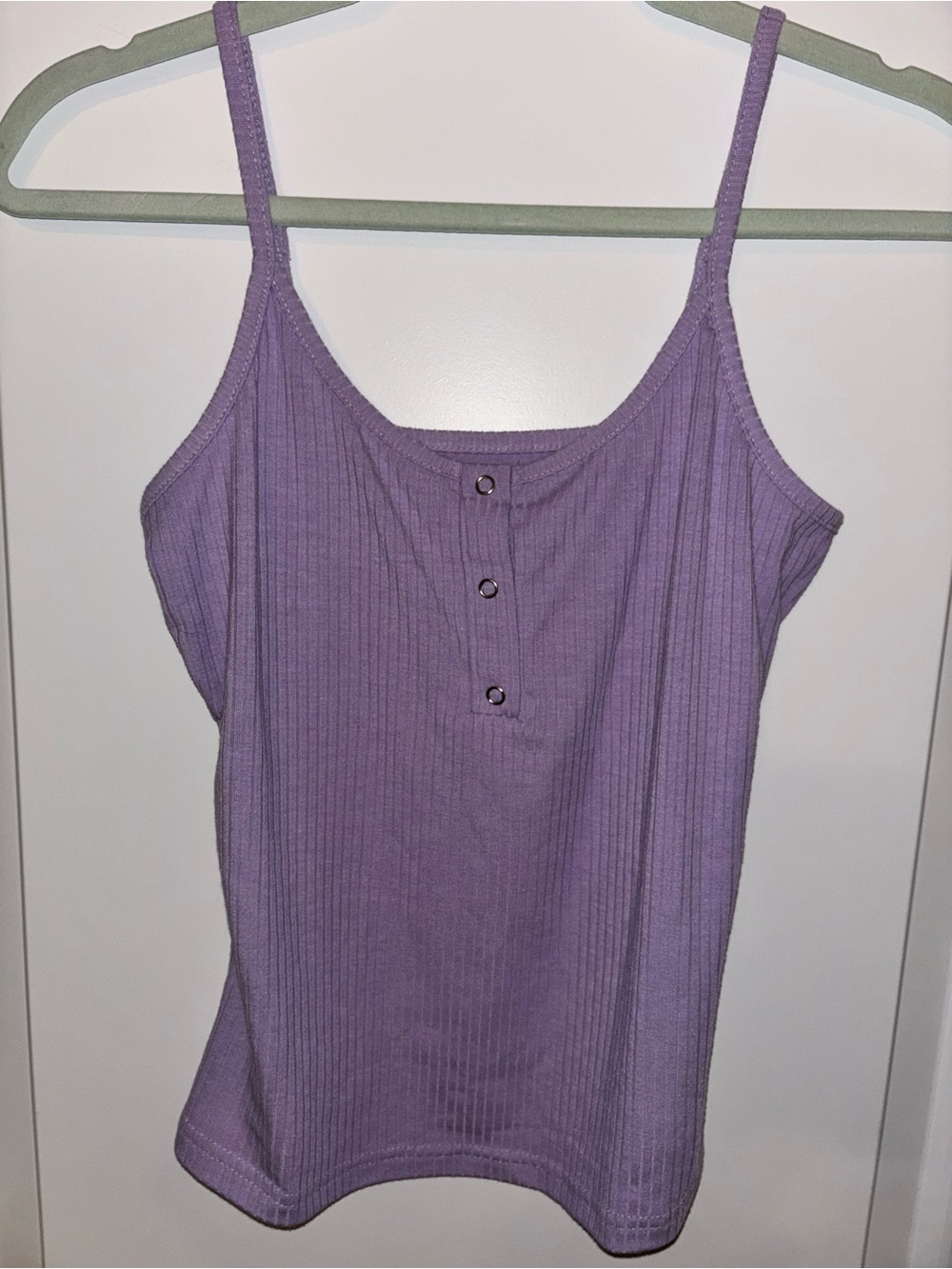 SHEIN Lavender Ribbed Spaghetti Strap Tank with Button Trim